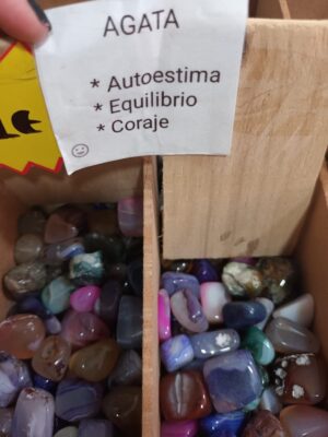 Piedras pequeñas. 1 unidad agata