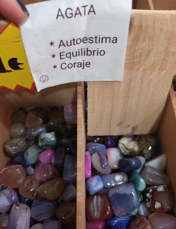 Piedras pequeñas. 1 unidad agata