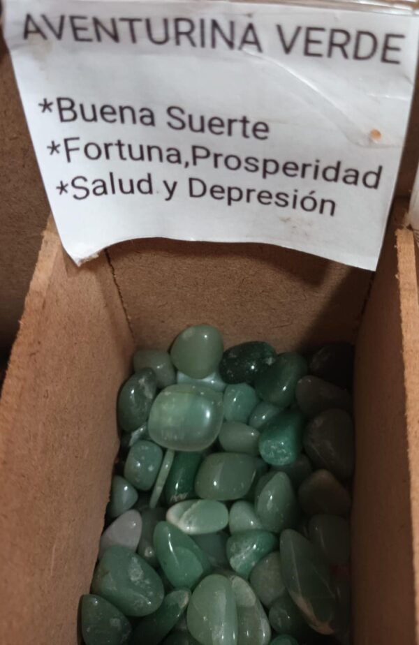 Piedras pequeñas. 1 unidad aventurina verde